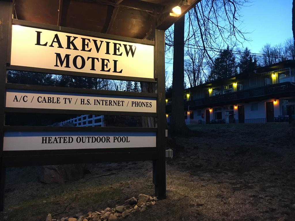 האליברטון Lakeview Motel מראה חיצוני תמונה